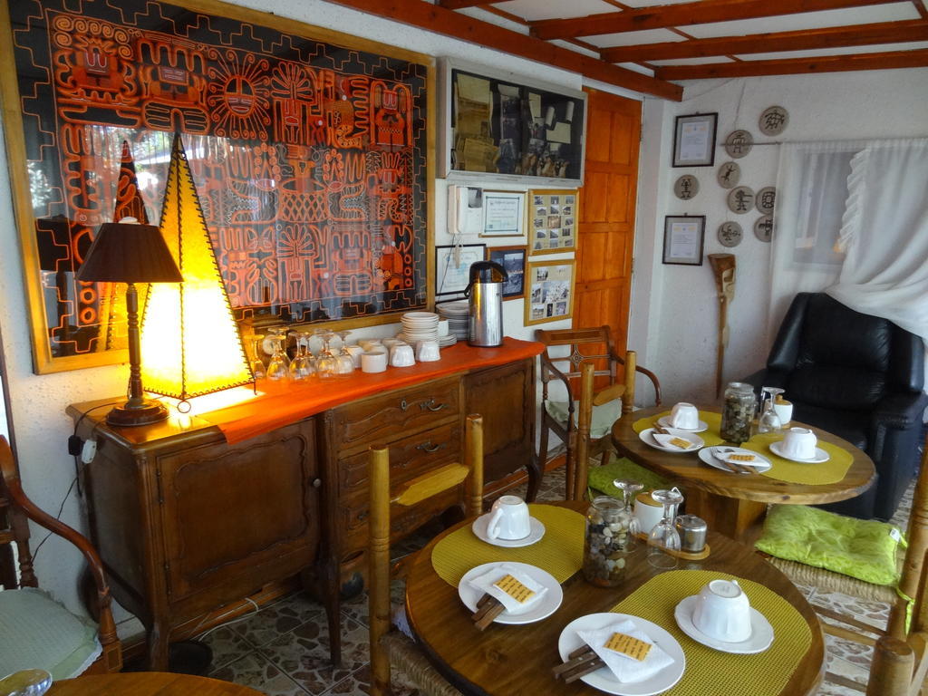 Hostal Vida 2000 Santa Cruz Bagian luar foto